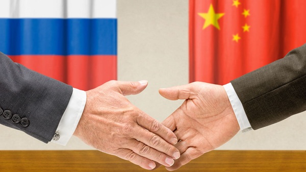 外交部：對(duì)俄羅斯持普通護(hù)照人員試行免簽政策